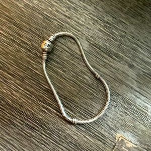 Small Pandora Bracelet. Silver